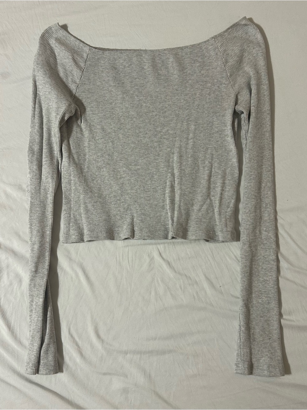 Brandy Melville Light Gray Ribbed Boatneck Long Sleeve Crop Top